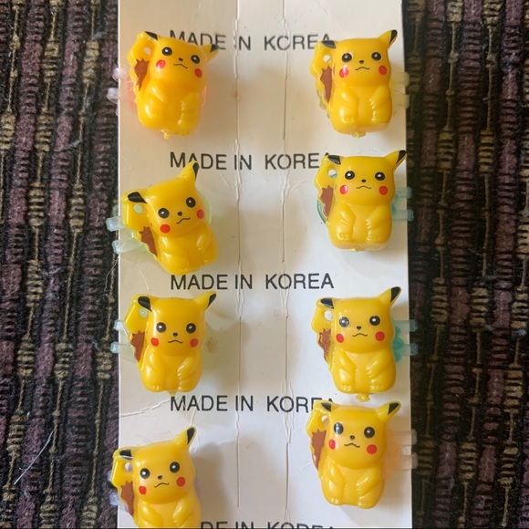 Vintage Pikachu Hairclips - Picture 5 of 5
